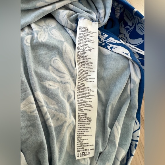 Tommy Bahama Hawaiian Print Halter Dress Size Small - Picture 4 of 5